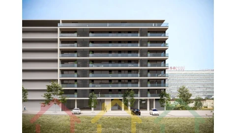 Apartamento T3 para Venda em Lordelo do Ouro e Massarelos