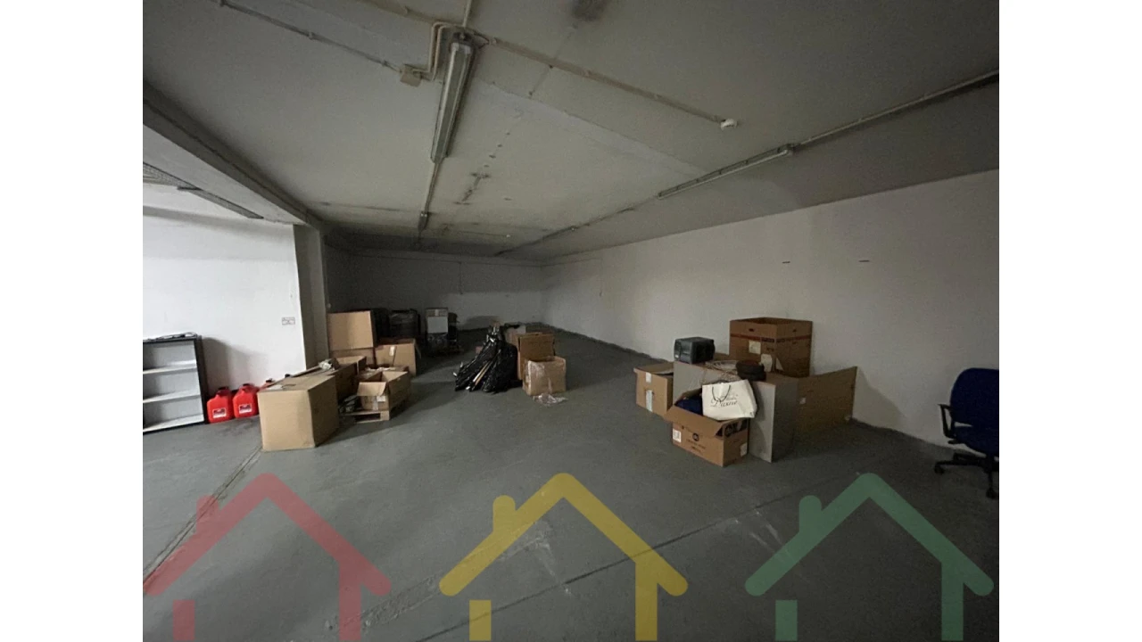 Loja para Venda em Matosinhos e Leça da Palmeira Foto 15