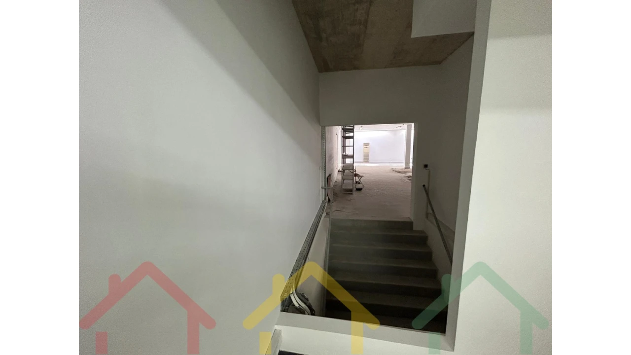 Loja para Venda em Matosinhos e Leça da Palmeira Foto 16