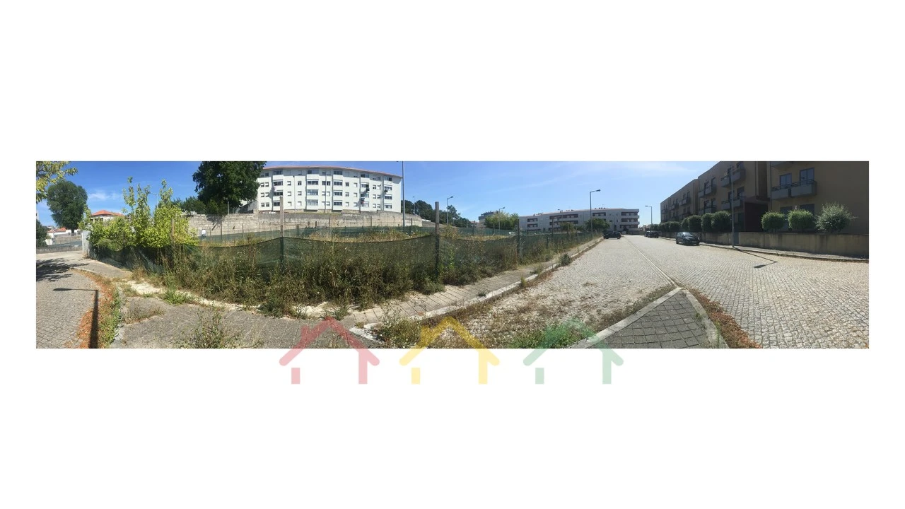 Terreno para Venda em Campanhã Foto 1