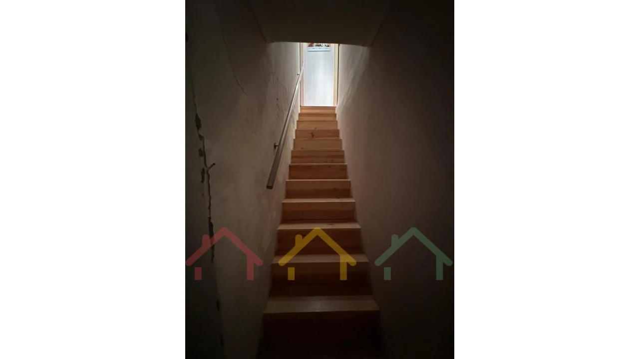 Prédio para Venda em Lordelo do Ouro e Massarelos Foto 10