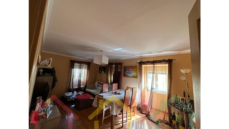 Prédio para Venda em Lordelo do Ouro e Massarelos Foto 2