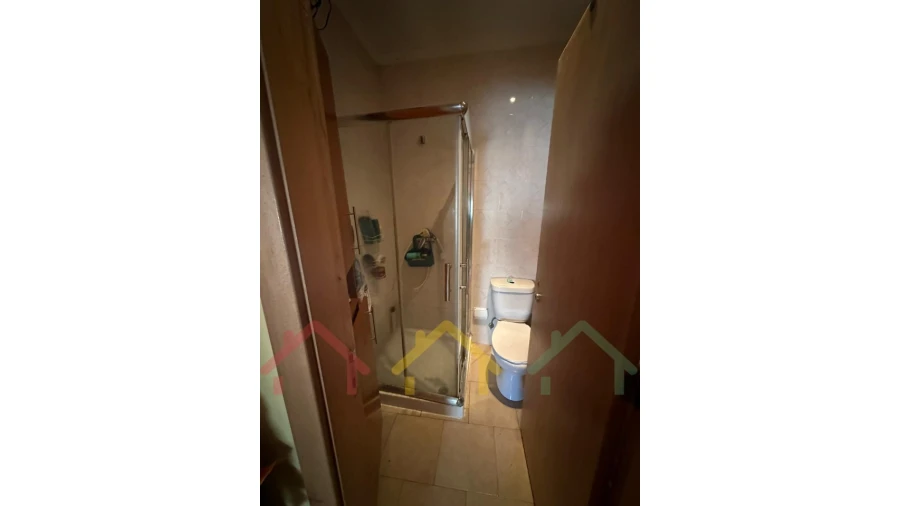 Prédio para Venda em Lordelo do Ouro e Massarelos Foto 5