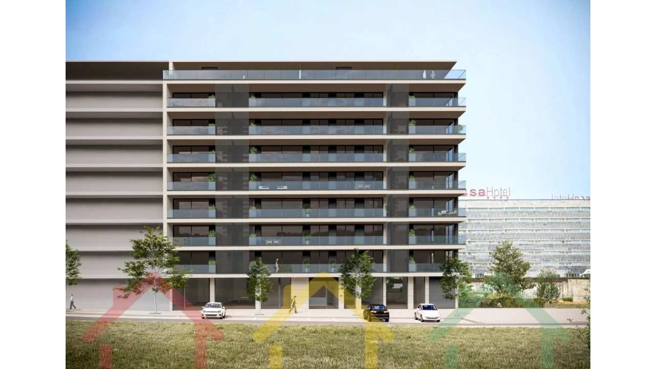 Apartamento T3 para Venda em Lordelo do Ouro e Massarelos Foto 2