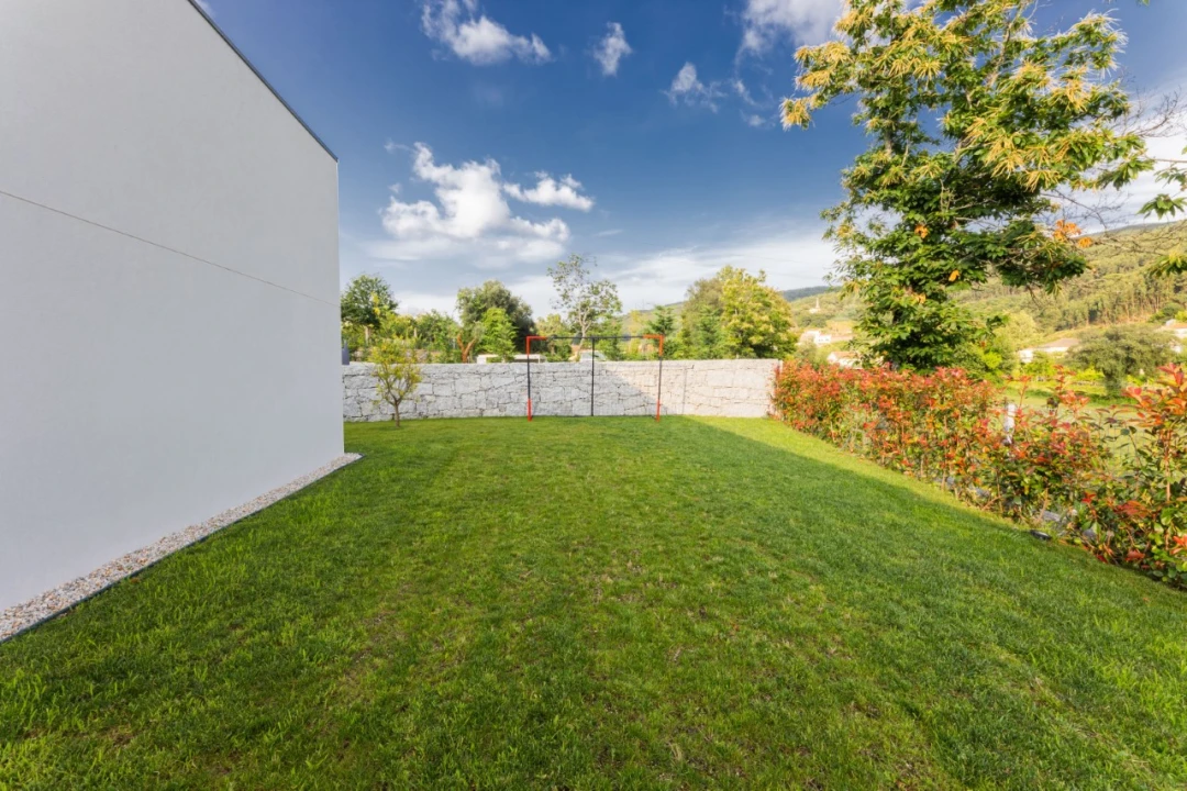 Moradia T4 para Venda em Este (São Pedro e São Mamede) Foto 47