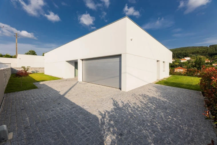 Moradia T4 para Venda em Este (São Pedro e São Mamede)