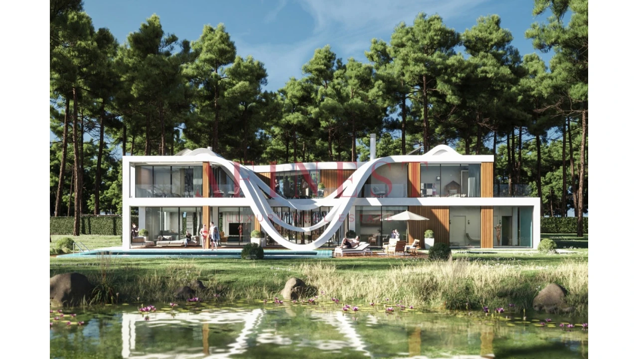 Moradia T6 para Venda em Charneca de Caparica e Sobreda Foto 1