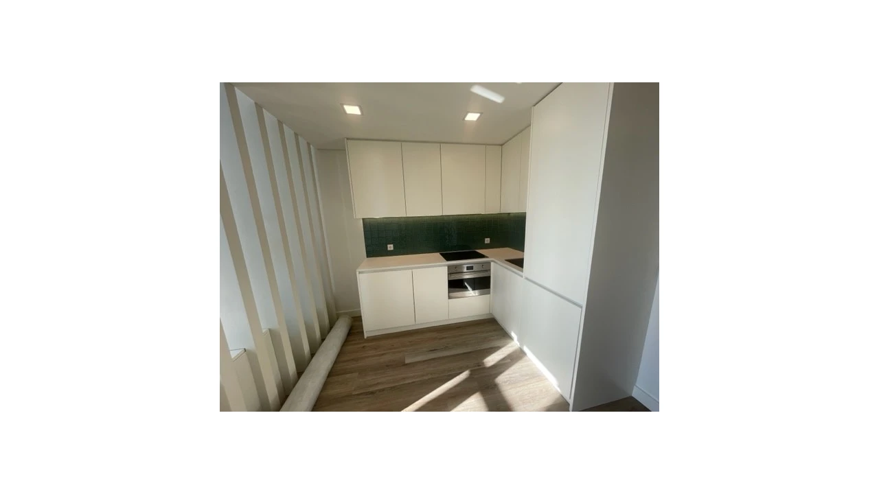 Apartamento T1 para Venda em Santa Marinha e São Pedro da Afurada Foto 37
