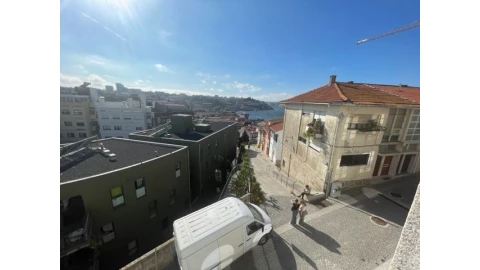 Apartamento T1 para Venda em Santa Marinha e São Pedro da Afurada