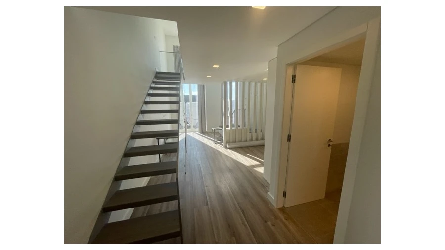 Apartamento T1 para Venda em Santa Marinha e São Pedro da Afurada Foto 5