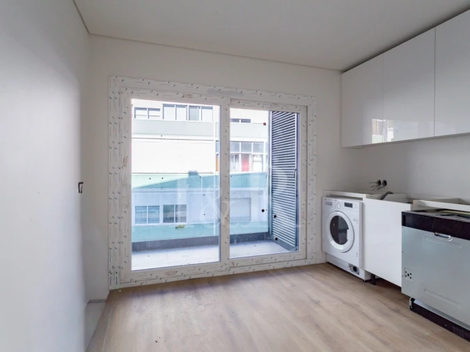 Apartamento T3 para Venda em Almada, Cova da Piedade, Pragal e Cacilhas Foto 3