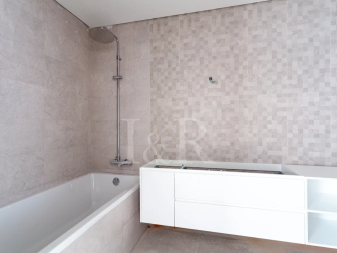Apartamento T3 para Venda em Almada, Cova da Piedade, Pragal e Cacilhas Foto 10