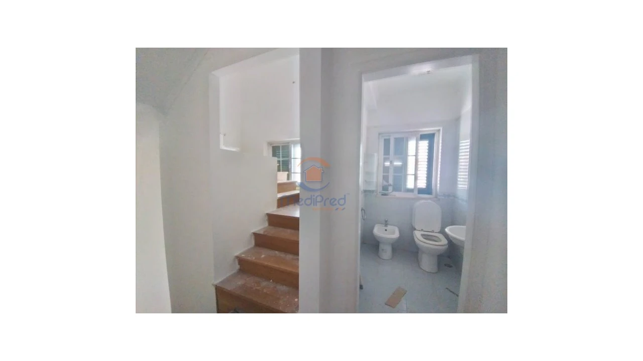 Moradia T5 para Venda em Rio de Mouro Foto 25