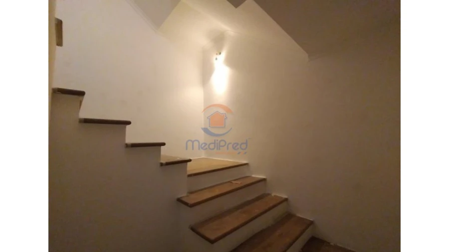 Moradia T5 para Venda em Rio de Mouro Foto 30