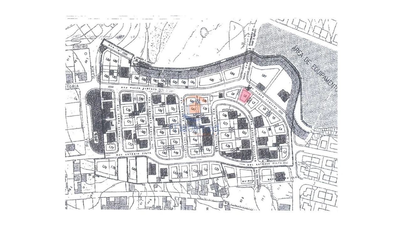Terreno para Venda em Pontinha e Famões Foto 4