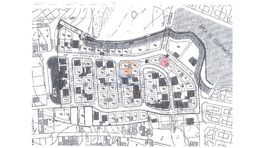 Terreno para Venda em Pontinha e Famões Foto 4
