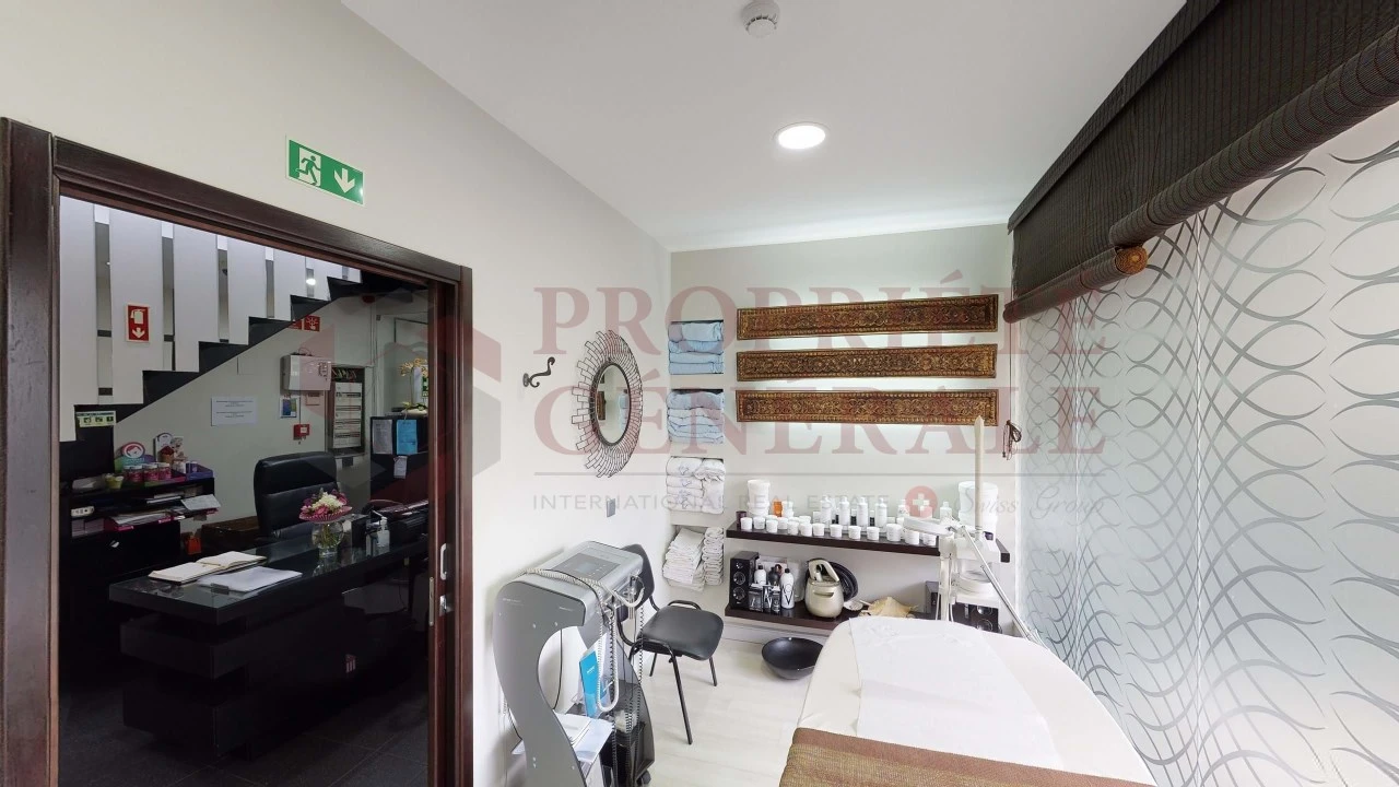 Negócio para Arrendamento em Quarteira Foto 3