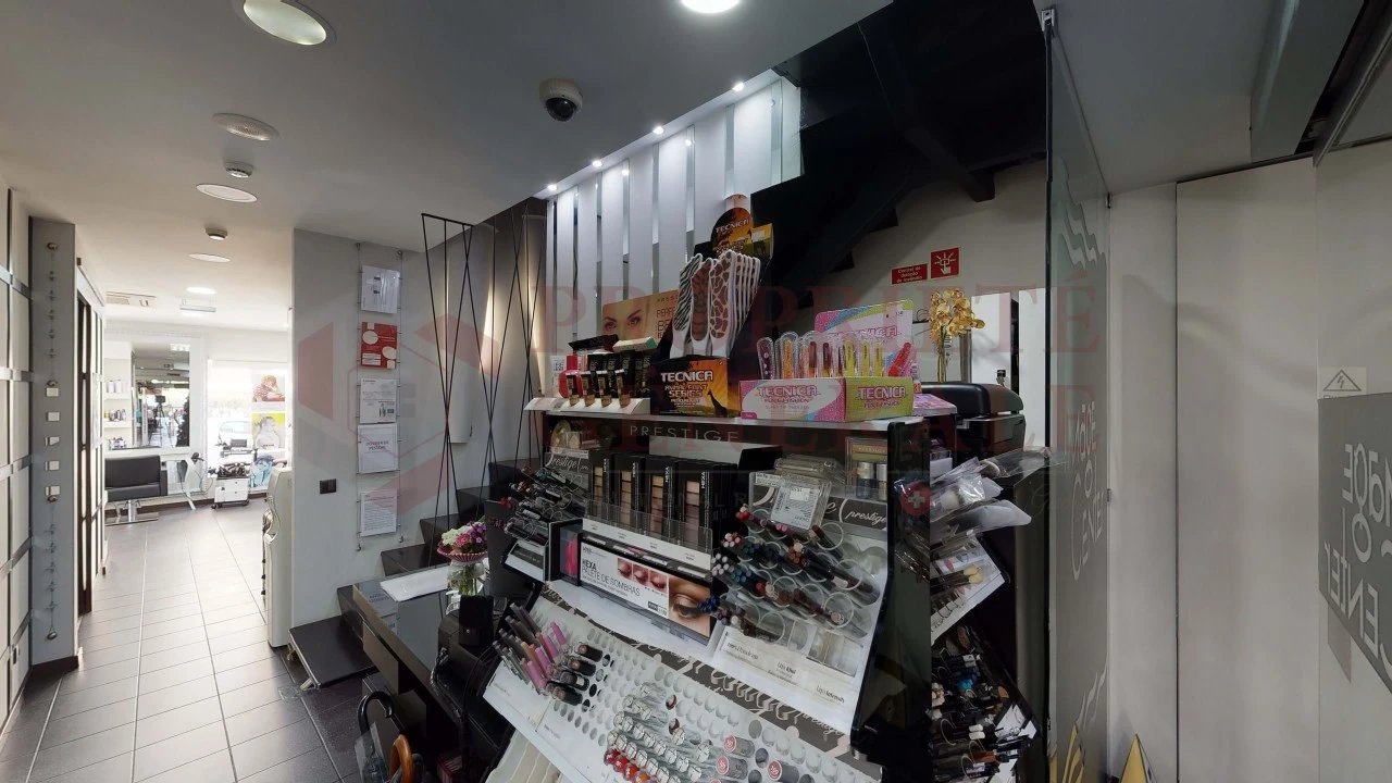 Negócio para Arrendamento em Quarteira Foto 6