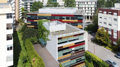 Escritório para Arrendamento em Lordelo do Ouro e Massarelos