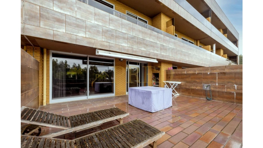 Apartamento T2 para Arrendamento em Madalena Foto 6