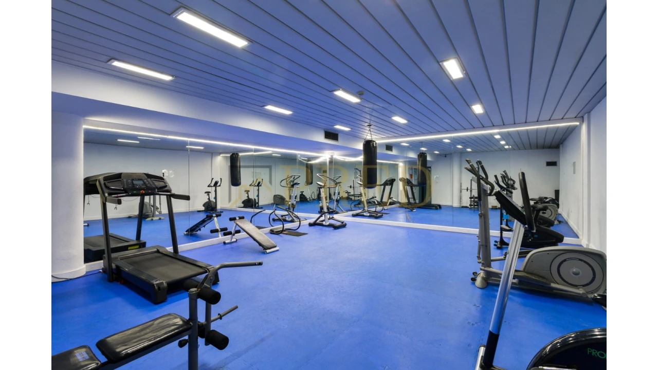 Apartamento T5 para Venda em Mafamude e Vilar do Paraíso Foto 39