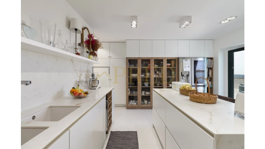 Apartamento T5 para Venda em Mafamude e Vilar do Paraíso Foto 18