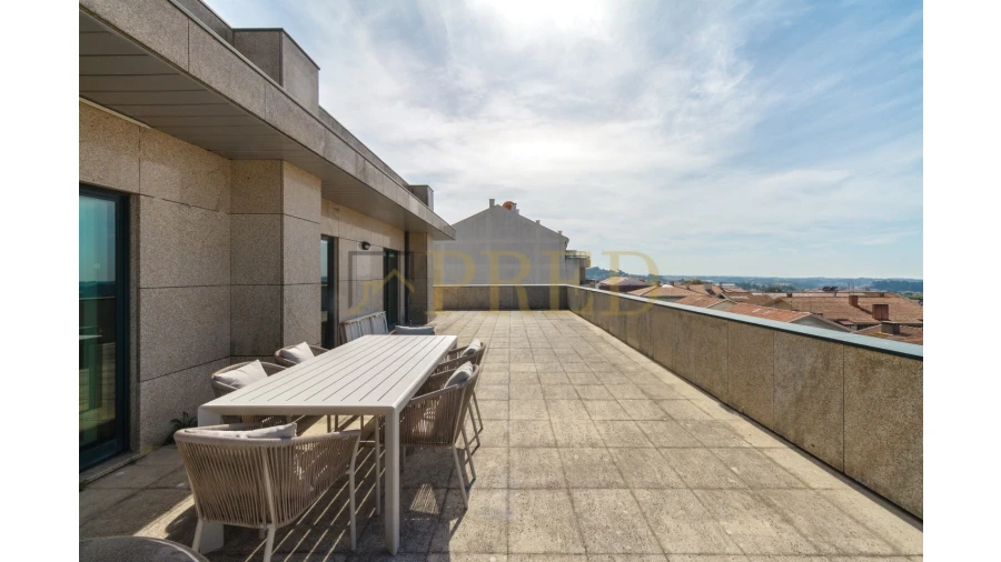 Apartamento T5 para Venda em Mafamude e Vilar do Paraíso Foto 19