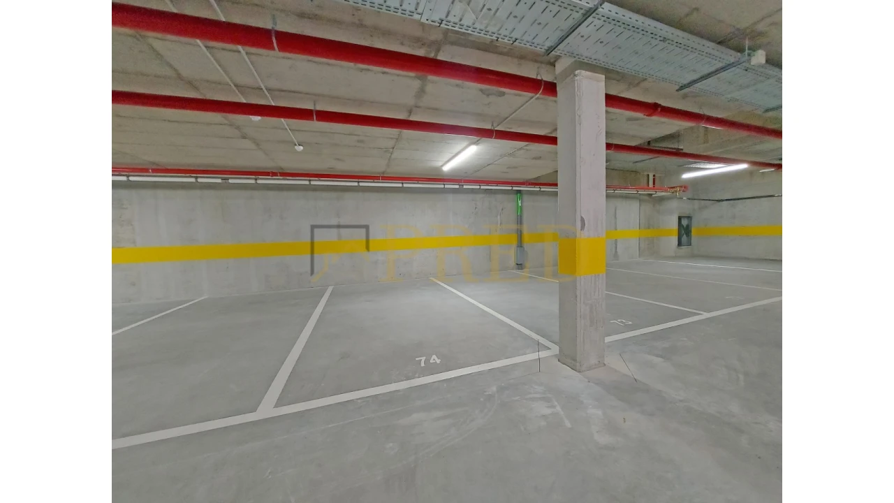 Apartamento T1 para Arrendamento em Lordelo do Ouro e Massarelos Foto 24