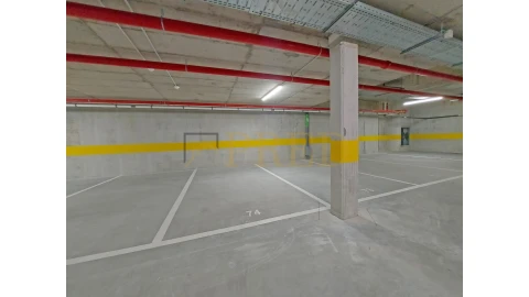 Apartamento T1 para Arrendamento em Lordelo do Ouro e Massarelos