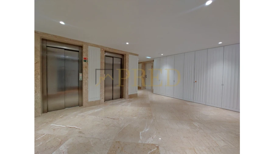 Apartamento T1 para Arrendamento em Lordelo do Ouro e Massarelos Foto 6