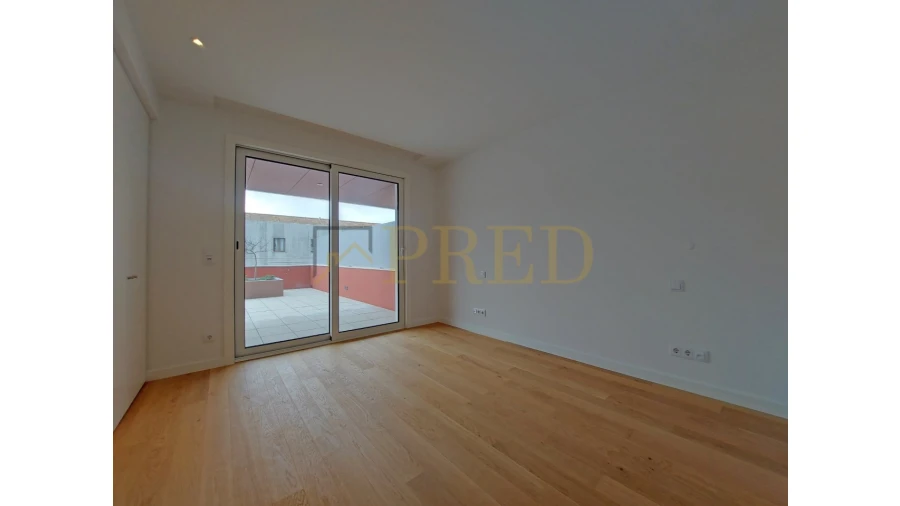 Apartamento T1 para Arrendamento em Lordelo do Ouro e Massarelos Foto 17