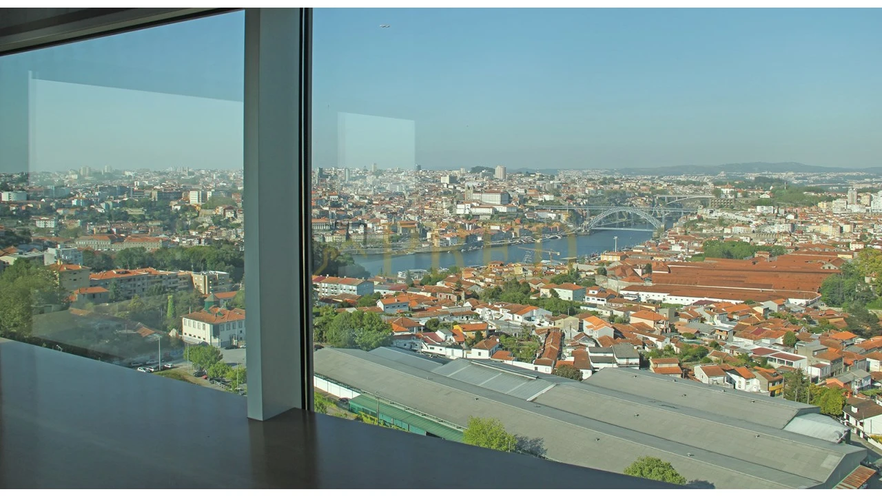 Escritório para Venda em Santa Marinha e São Pedro da Afurada Foto 6