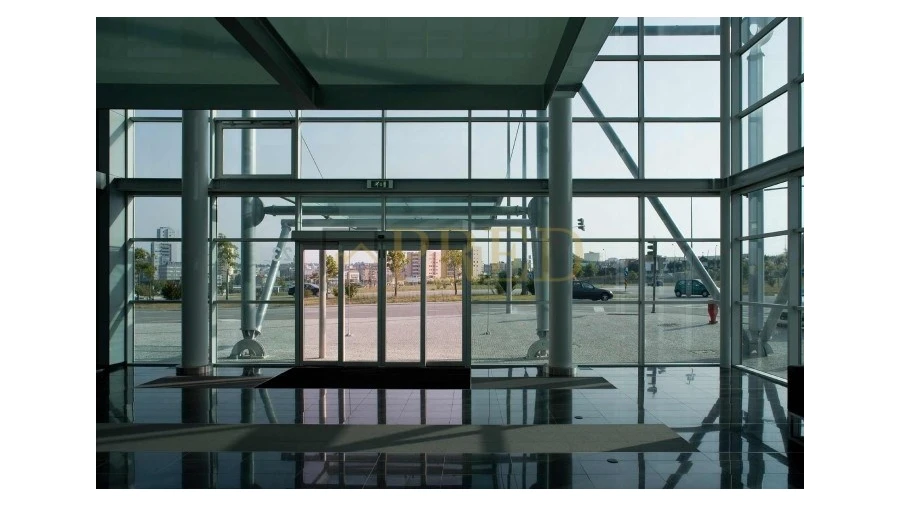 Escritório para Venda em Santa Marinha e São Pedro da Afurada Foto 9