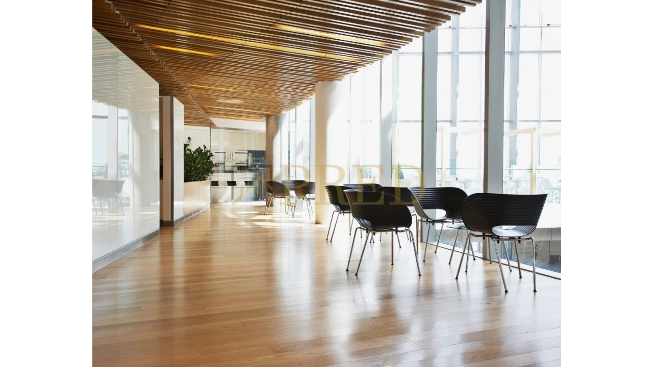 Escritório para Arrendamento em Lordelo do Ouro e Massarelos Foto 1