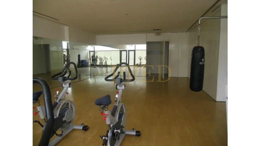 Loja para Arrendamento em Lordelo do Ouro e Massarelos Foto 2