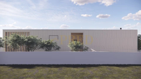 Moradia T4 para Venda em Santa Marinha e São Pedro da Afurada