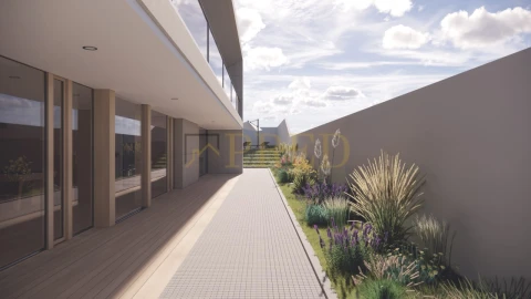 Moradia T4 para Venda em Santa Marinha e São Pedro da Afurada