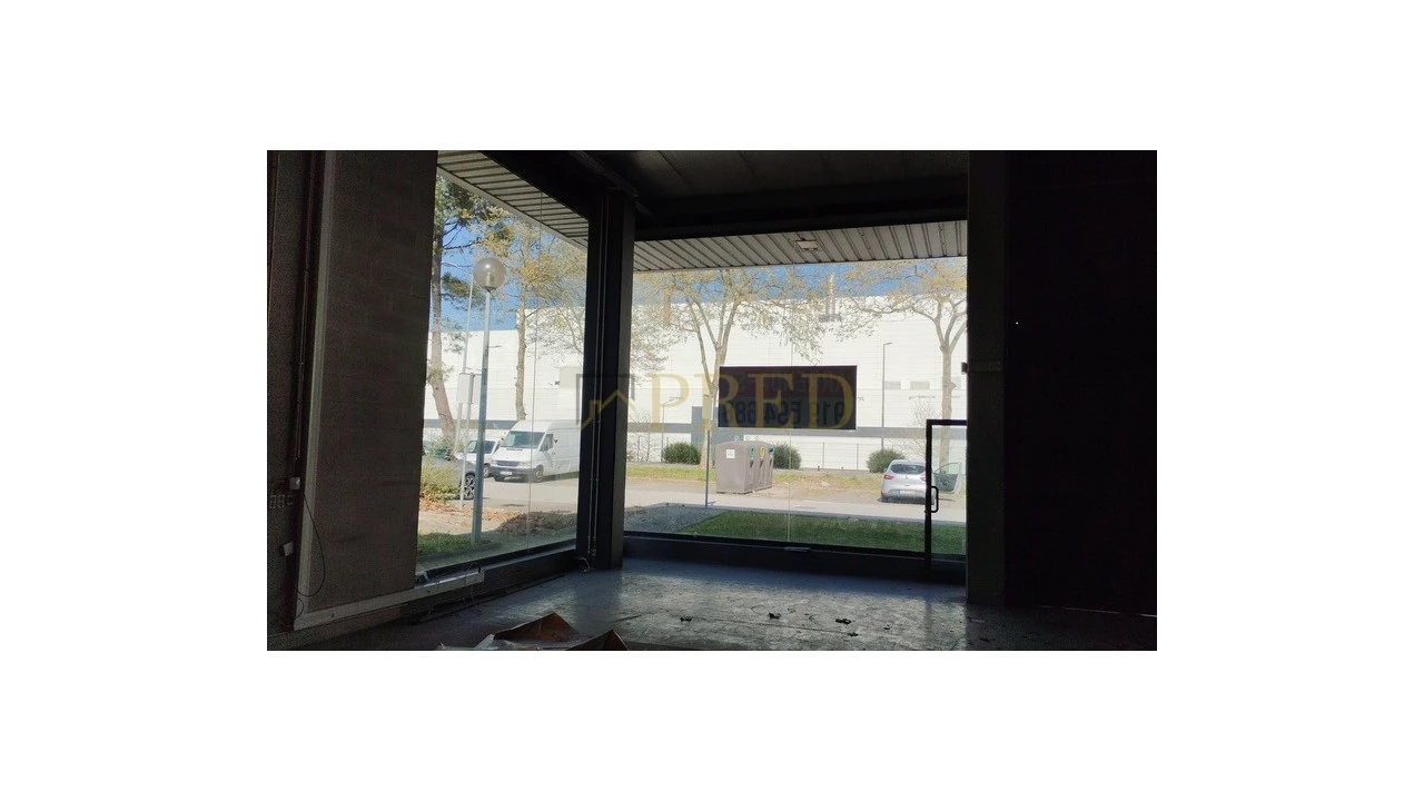 Armazém para Arrendamento em São Romão de Neiva Foto 6