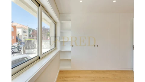 Apartamento T3 para Venda em Lordelo do Ouro e Massarelos