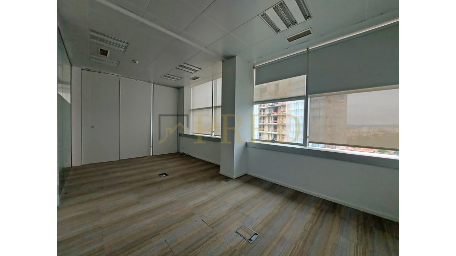 Escritório para Arrendamento em Santa Marinha e São Pedro da Afurada Foto 8