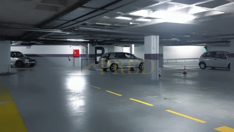 Escritório para Arrendamento em Lordelo do Ouro e Massarelos