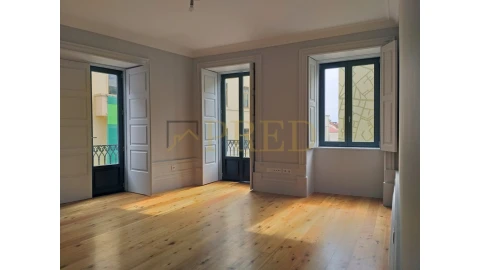 Apartamento para Venda em Cedofeita, Santo Ildefonso, Sé, Miragaia, São Nicolau e Vitória