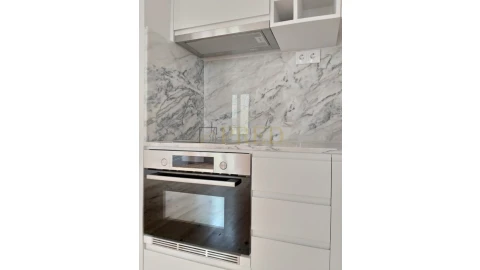 Apartamento para Venda em Cedofeita, Santo Ildefonso, Sé, Miragaia, São Nicolau e Vitória