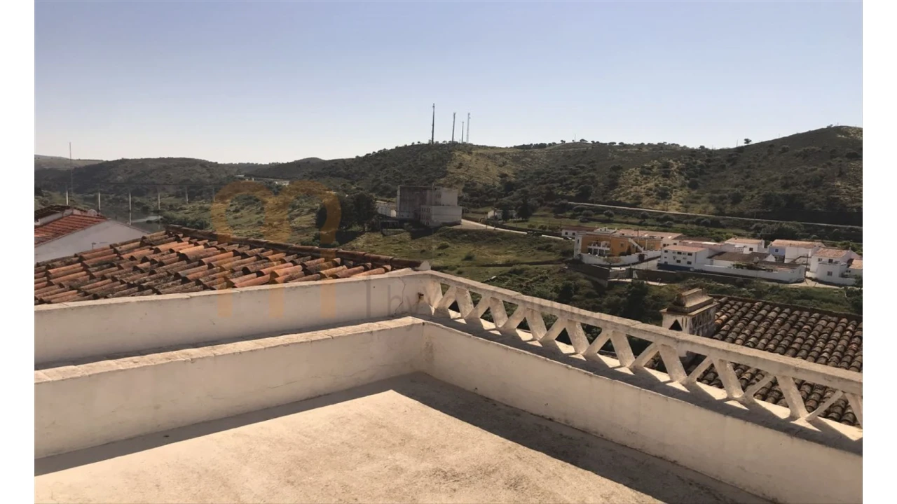 Prédio para Venda em Mertola Foto 5
