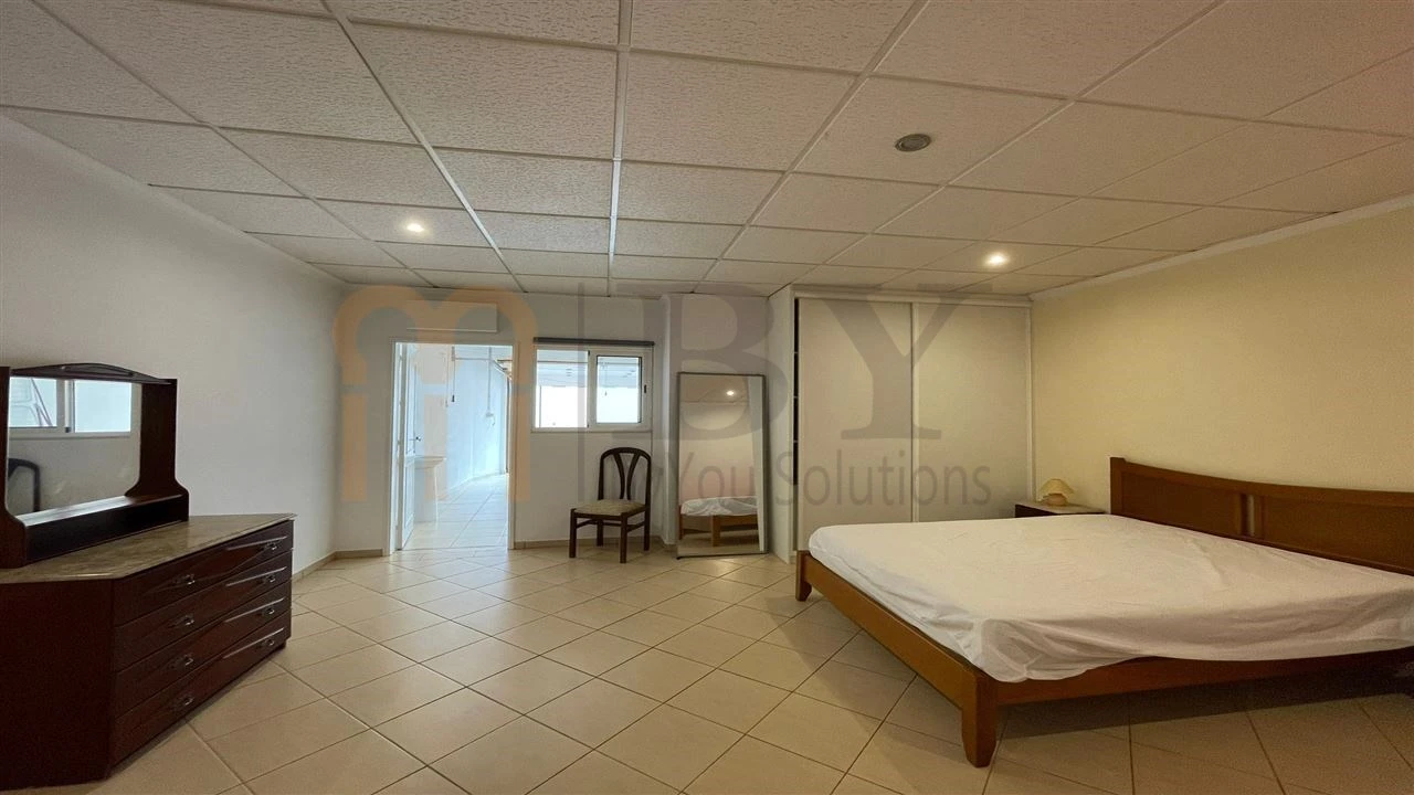 Loja para Venda em Monte Gordo Foto 11