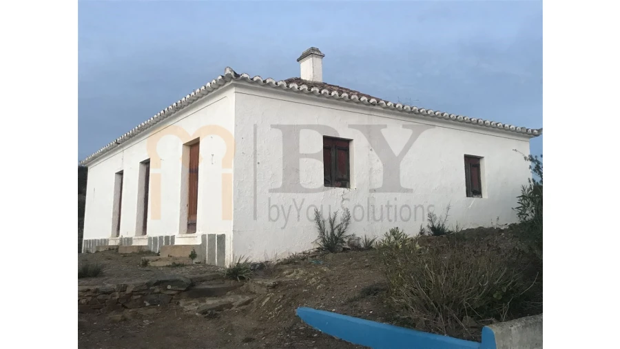 Moradia para Venda em São João dos Caldeireiros Foto 5