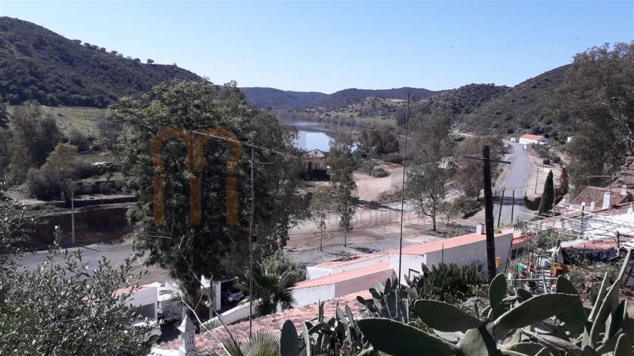 Terreno para Venda em Mertola Foto 2