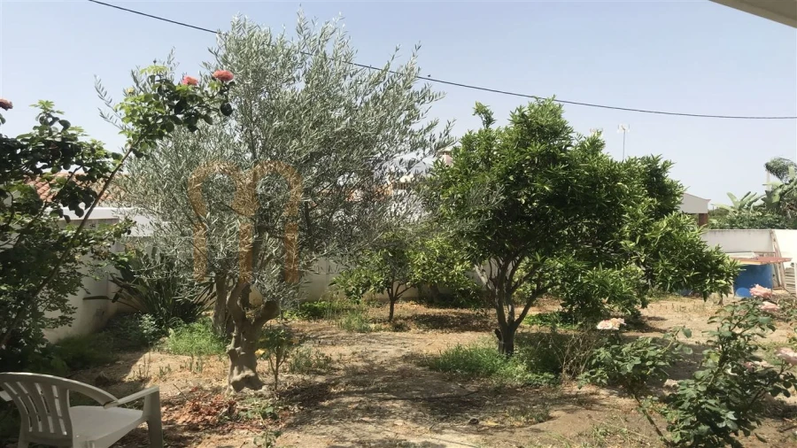 Moradia T3 para Venda em Alcaria Ruiva Foto 7