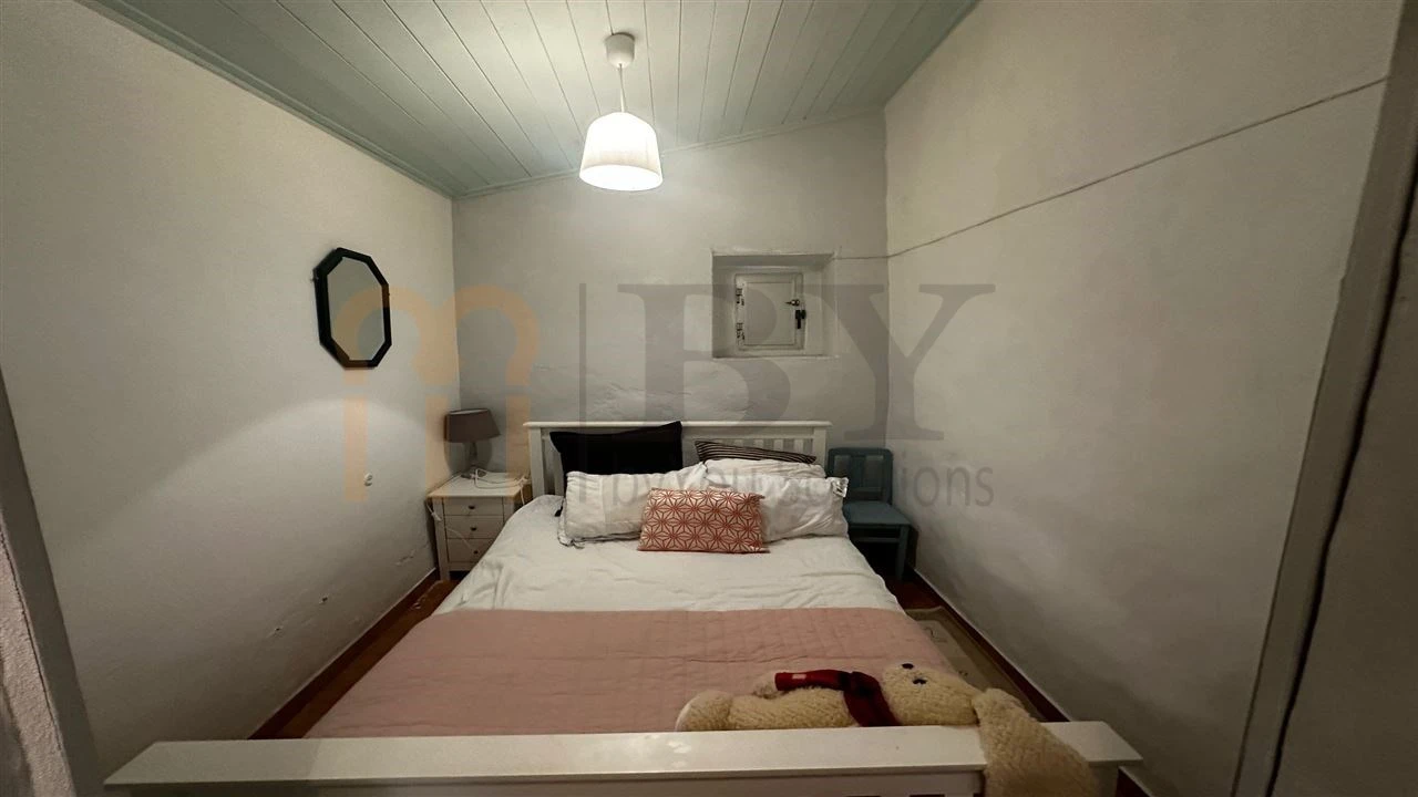 Moradia T2 para Venda em Santana de Cambas Foto 8