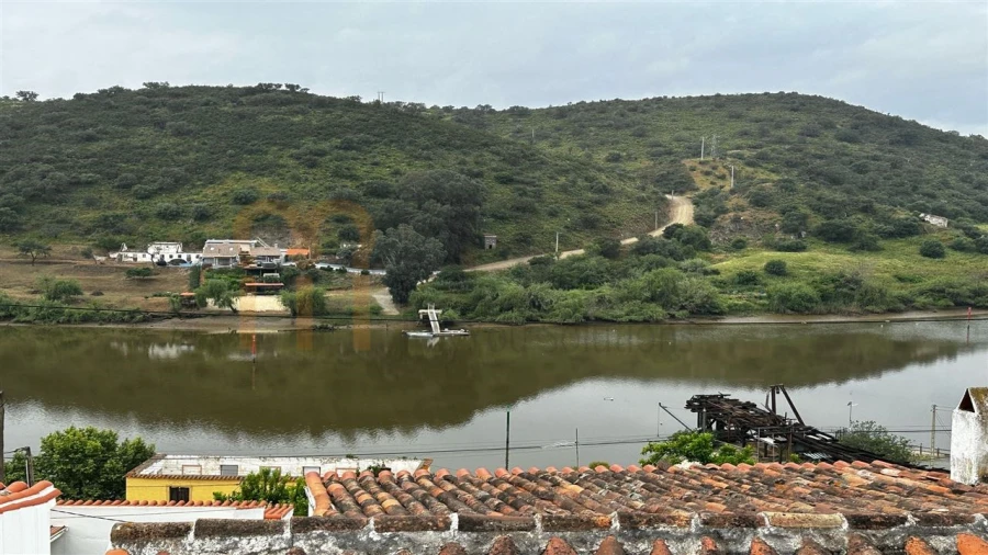 Moradia T2 para Venda em Santana de Cambas Foto 2